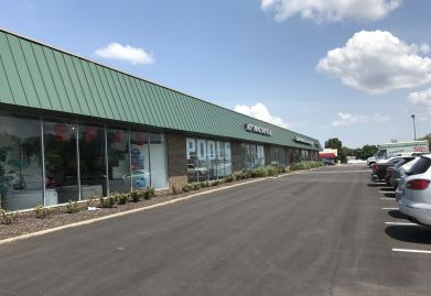 9220 Marshall Dr, Lenexa, KS 66215